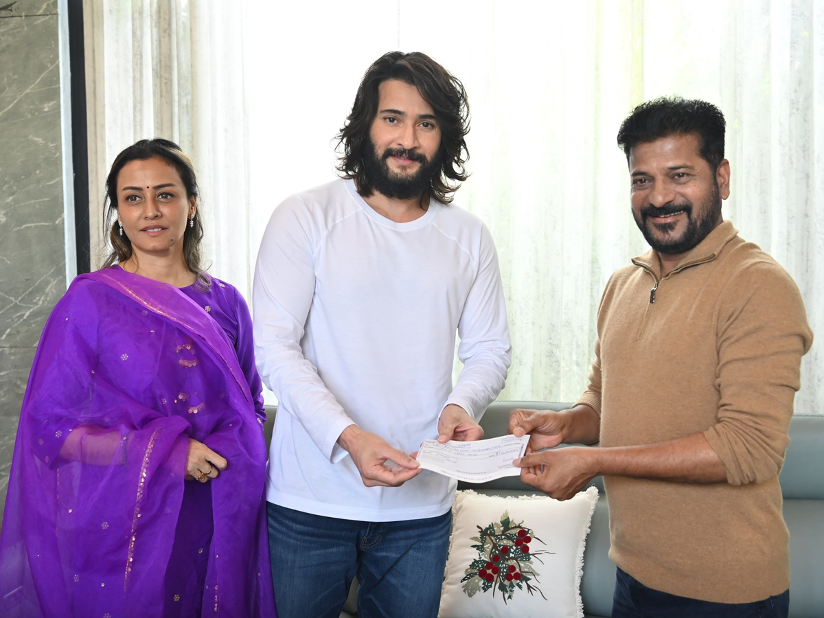 Mahesh Babu Looks Like A Hollywood Hero Keanu Reeves, Photos Viral7