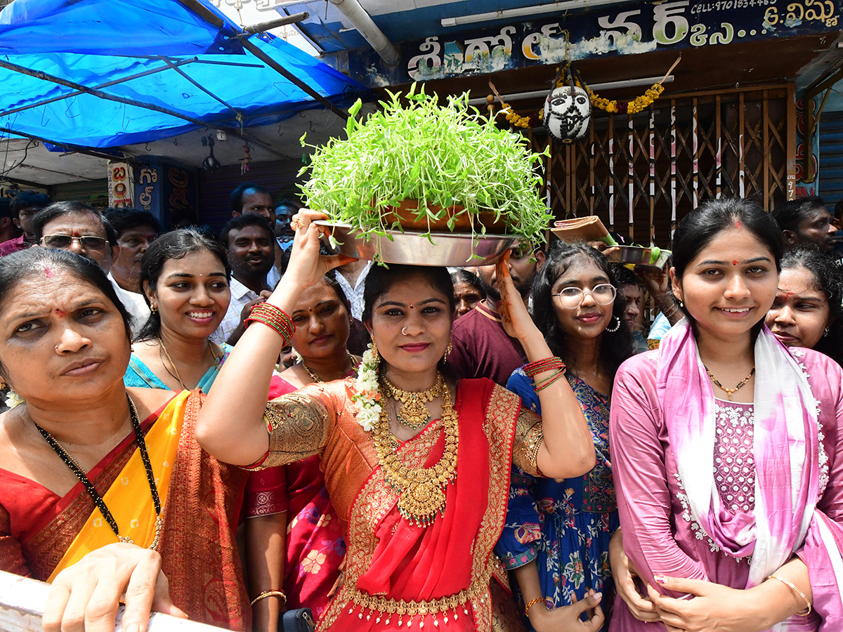 Poleramma Jatara Venkatagiri 2024 Photos1