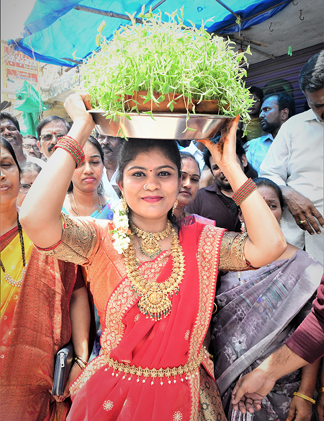 Poleramma Jatara Venkatagiri 2024 Photos13