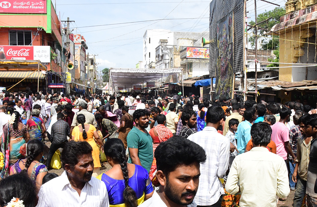 Poleramma Jatara Venkatagiri 2024 Photos18