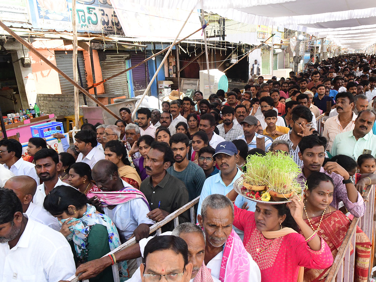 Poleramma Jatara Venkatagiri 2024 Photos20