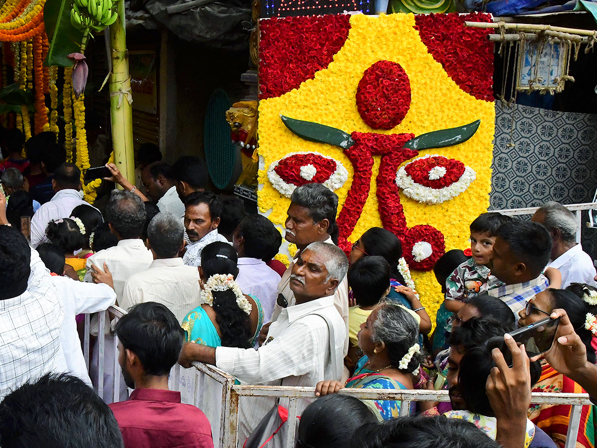 Poleramma Jatara Venkatagiri 2024 Photos22