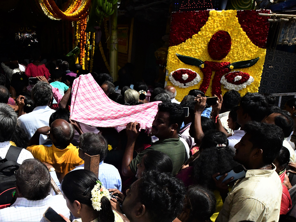 Poleramma Jatara Venkatagiri 2024 Photos5