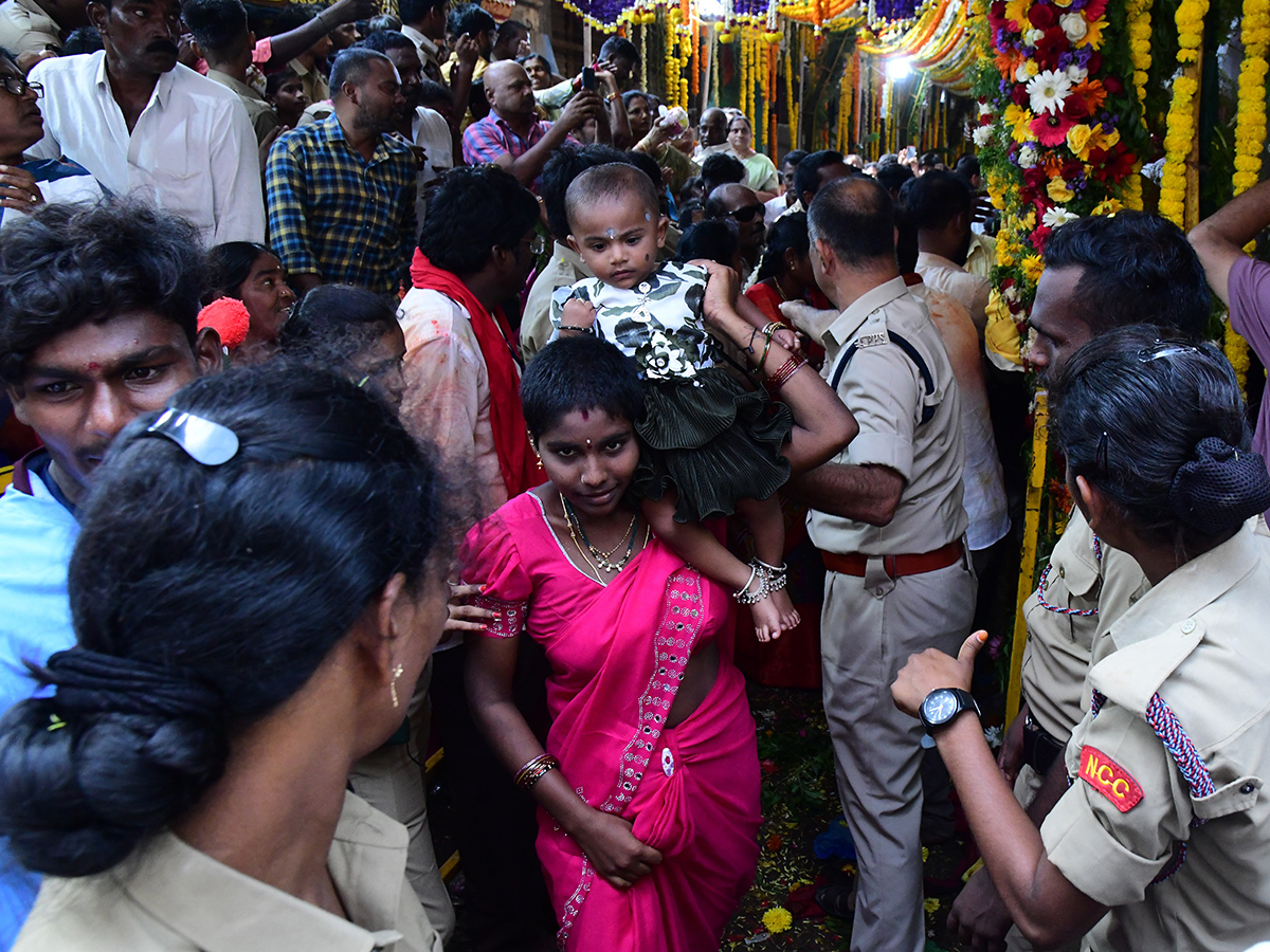 Poleramma Jatara Venkatagiri 2024 Photos9