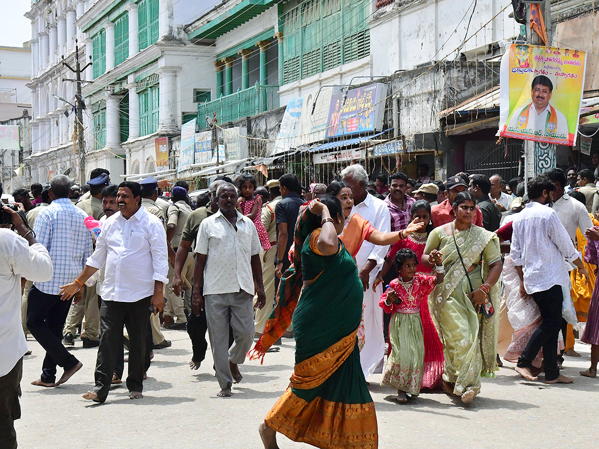 Tirupati : Poleramma Jatara Venkatagiri Photos15