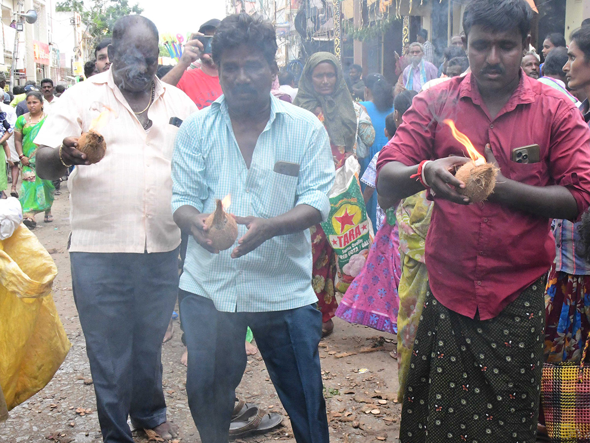Tirupati : Poleramma Jatara Venkatagiri Photos19