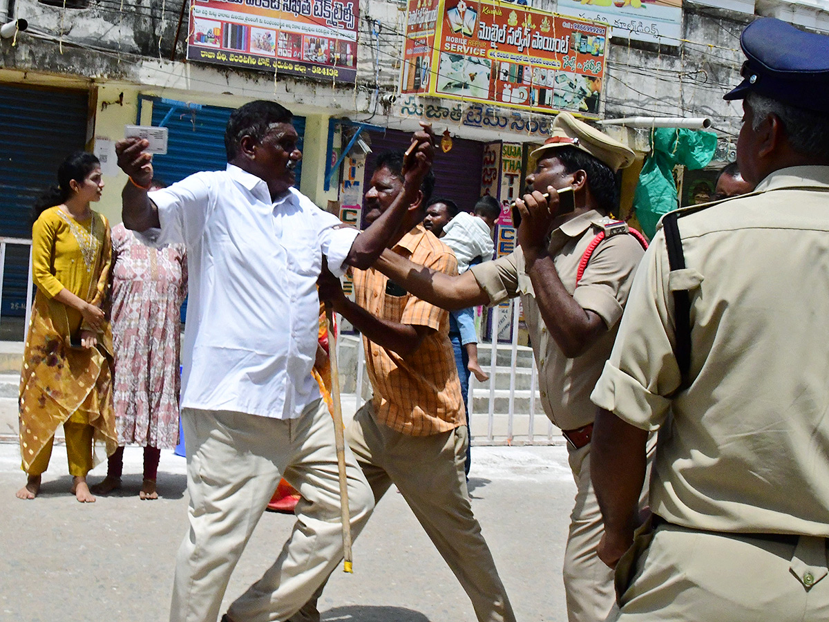 Tirupati : Poleramma Jatara Venkatagiri Photos20