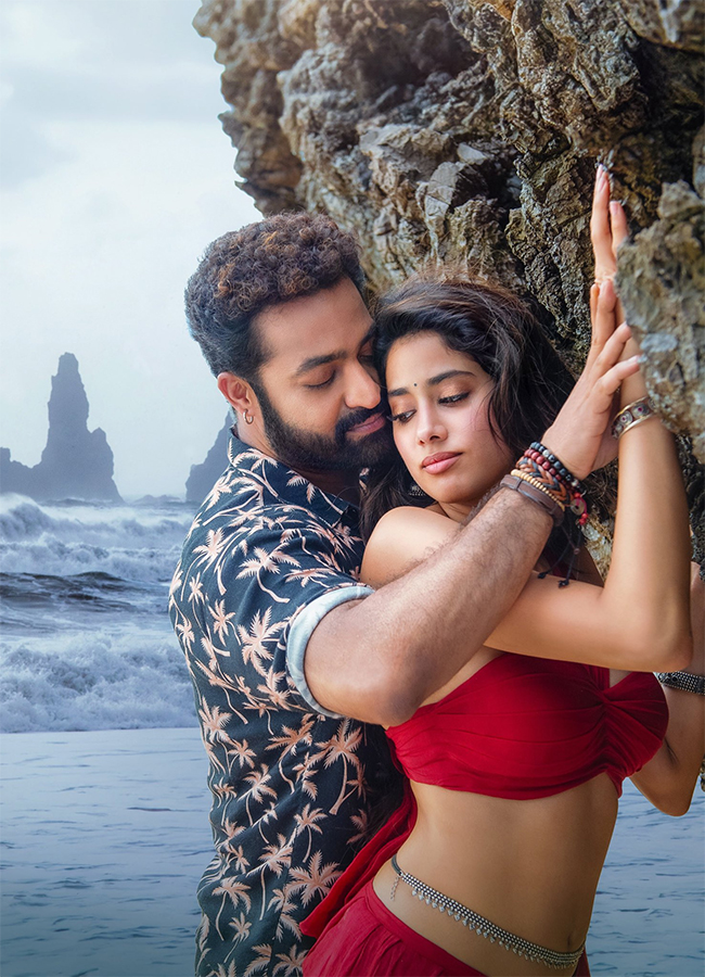 actress janhvi kapoor photos in devara movie2