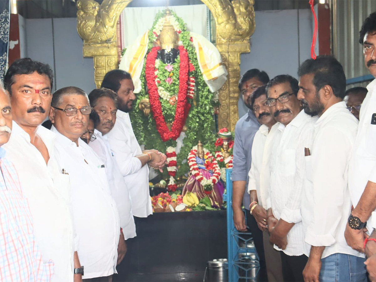 YSRCP Leaders Statewide Temple Pooja Photos4