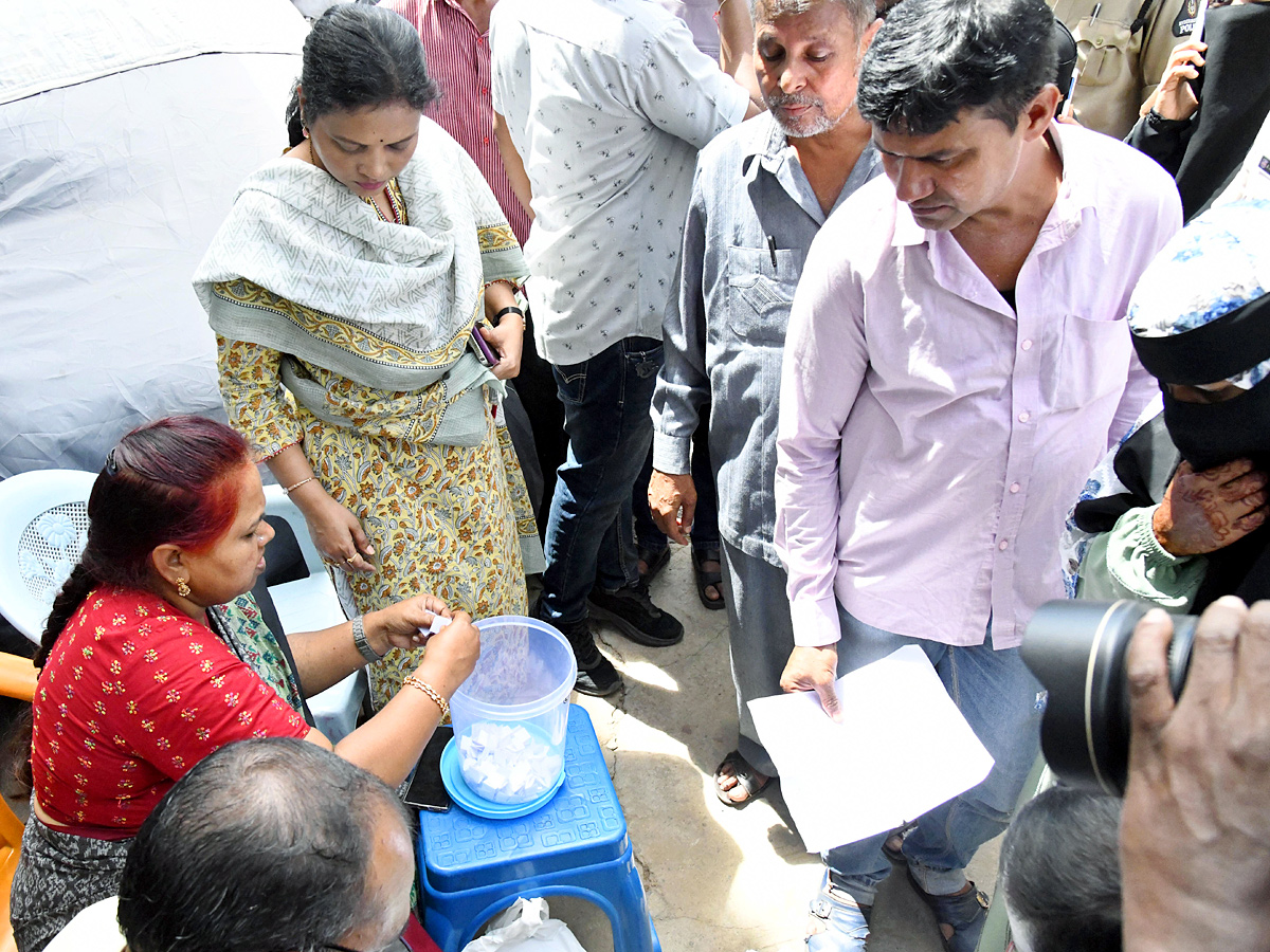 Double Bedroom Beneficiaries oppose allotment of houses to Musi project oustees Photos4
