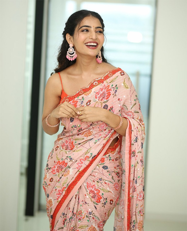 Ananya Nagalla Launched Rida Radiance Skin and Hair Clinic at Gachibowli6