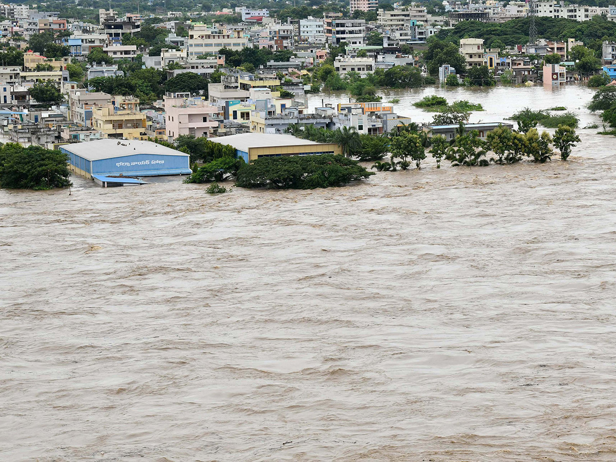 Khammam Floods 2024 Photos31