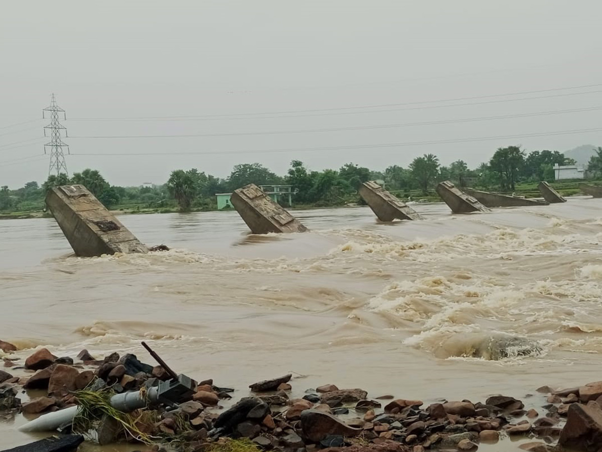 Khammam Floods 2024 Photos35