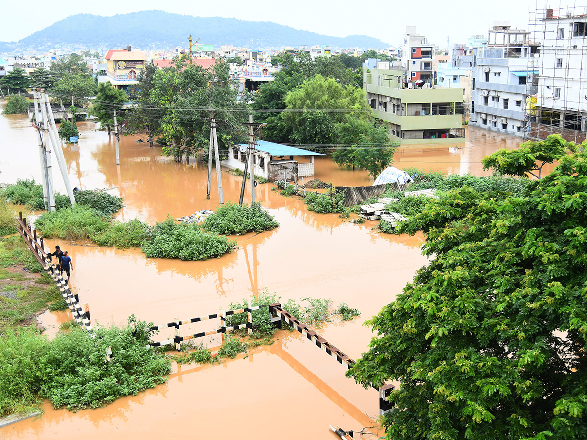 vijayawada floods 2024 photos16