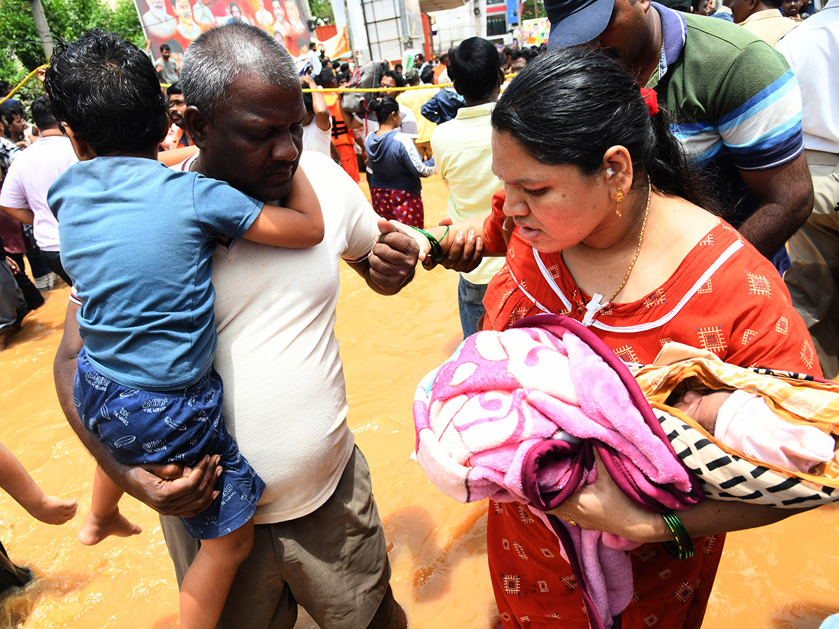 vijayawada floods 2024 photos18