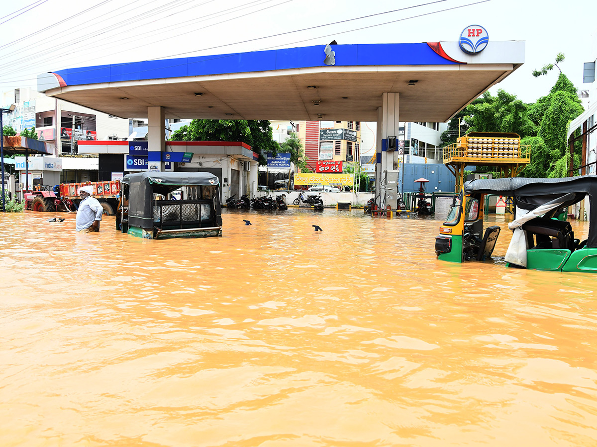 vijayawada floods 2024 photos22