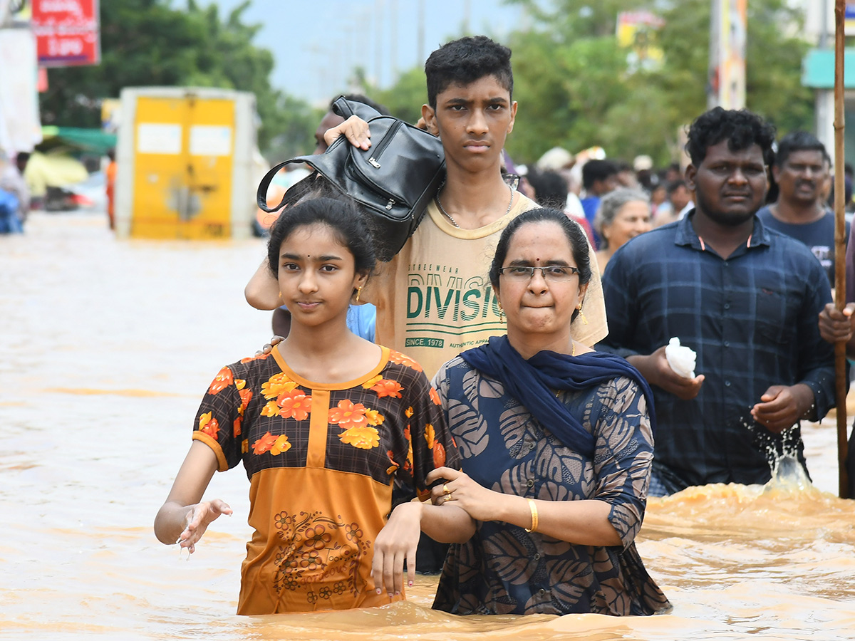 vijayawada floods 2024 photos23