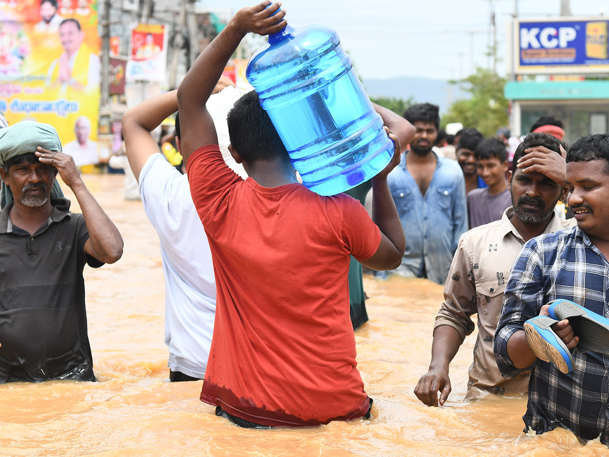 vijayawada floods 2024 photos33