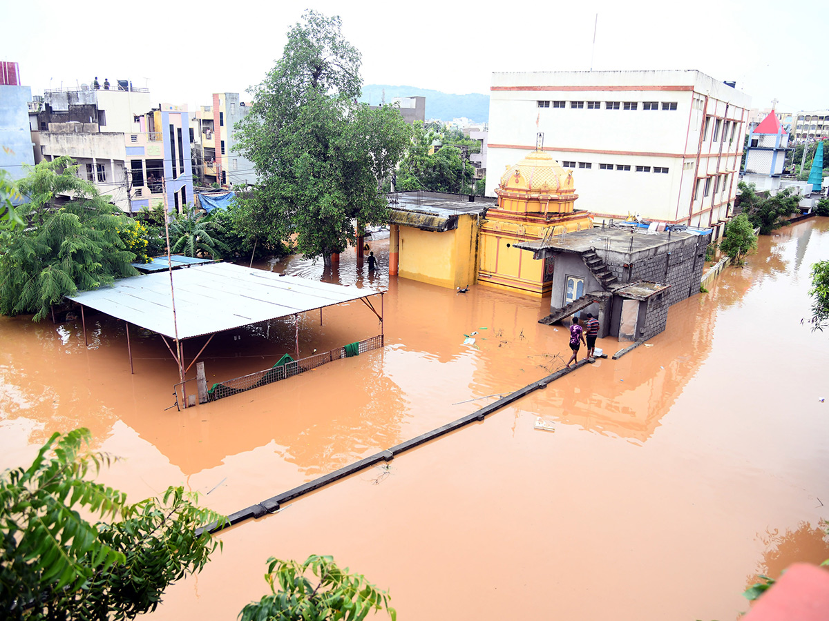 vijayawada floods 2024 photos38