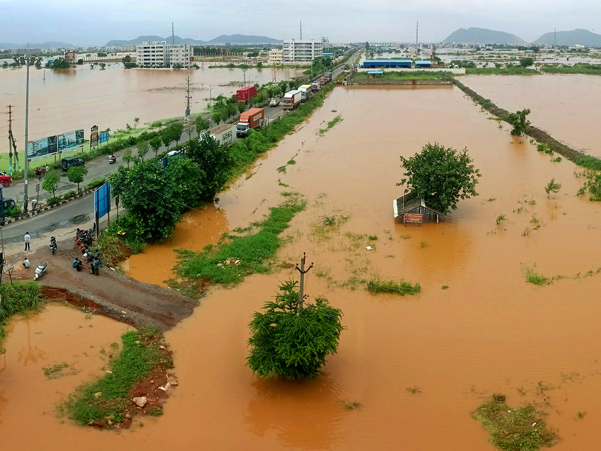 vijayawada floods 2024 photos50