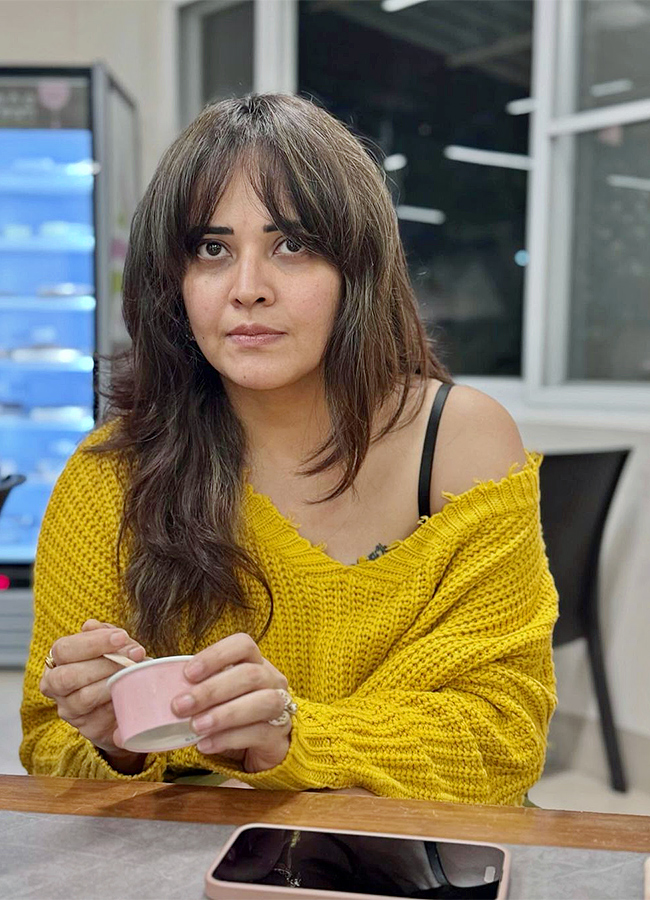 Actress Anasuya Bharadwaj Trendy Photos9