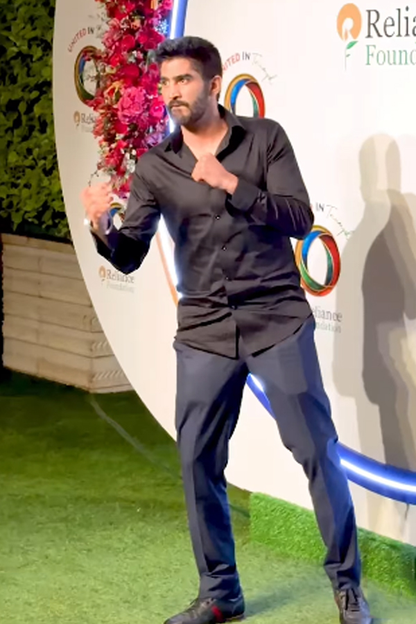 Paris Olympics Medal Winners At Ambanis Residence Photos Viral16