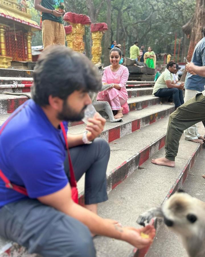Actress sonia singh visits Tirumala Tirupati Devasthanam photos viral11