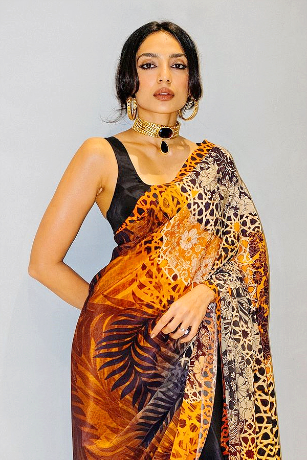 Sobhita Dhulipala flaunts engagement ring in New Photos2