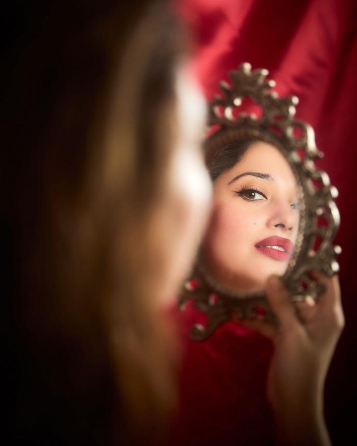 Tamanna Bhatia Glamour Look Photos Viral4
