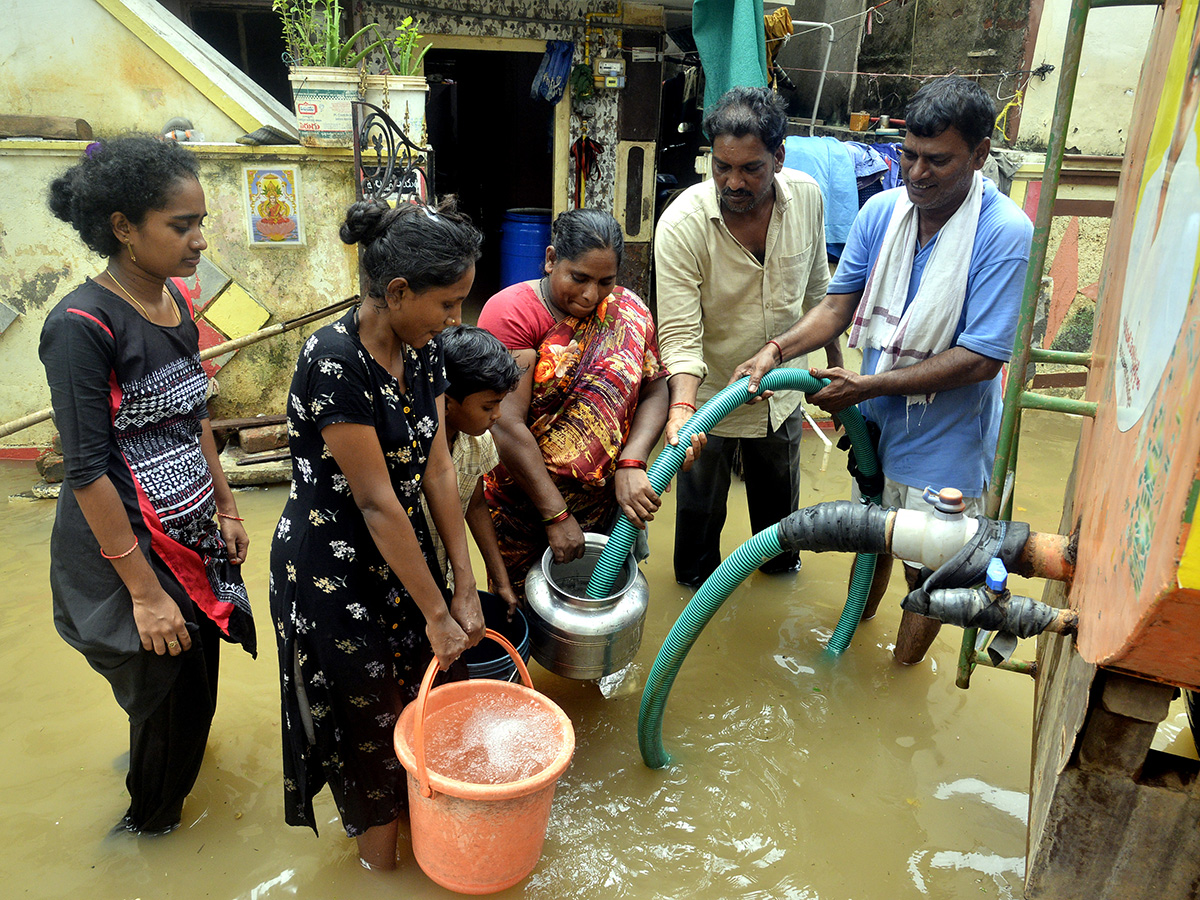 Vijayawada floods 2024 photos4