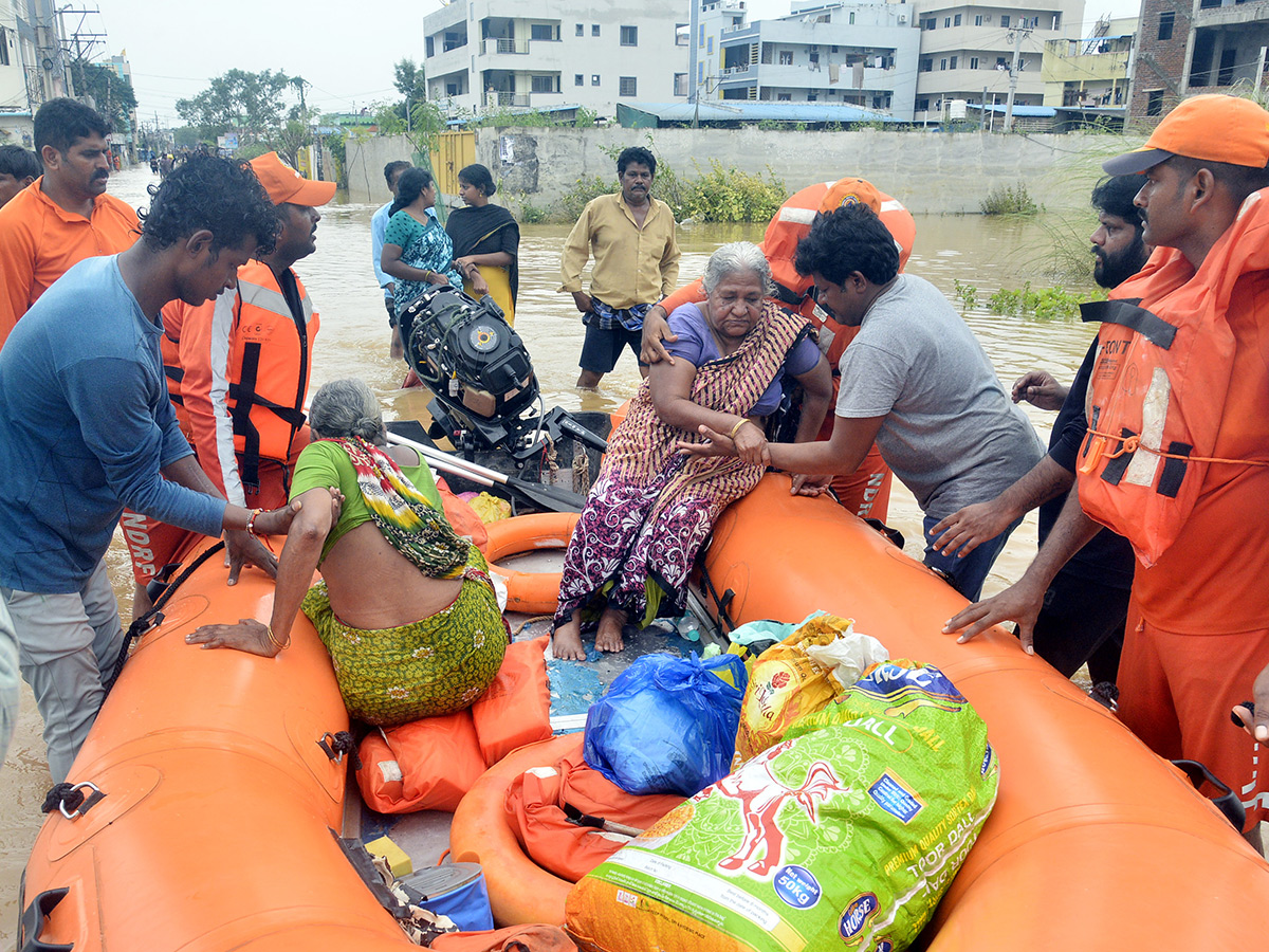 Vijayawada floods 2024 photos5