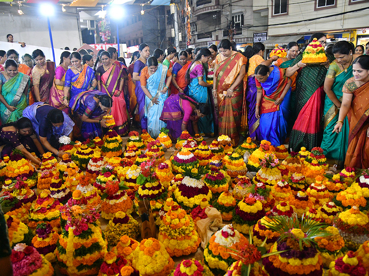 Bathukamma Festival 2024 Begins at Kukatpally11