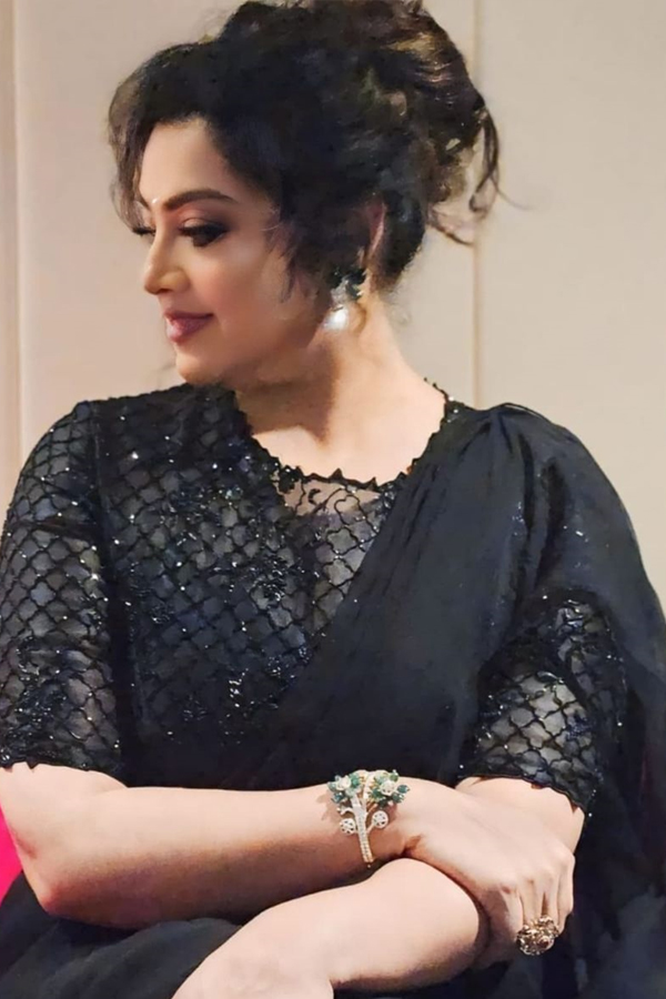 Beautiful Meena at The Red Carpet Of IIFA Awards 2024 Photos4