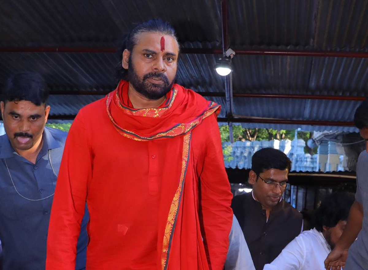 Deputy CM Pawan Kalyan Prayaschitta Diksha Tired at Tirumala8