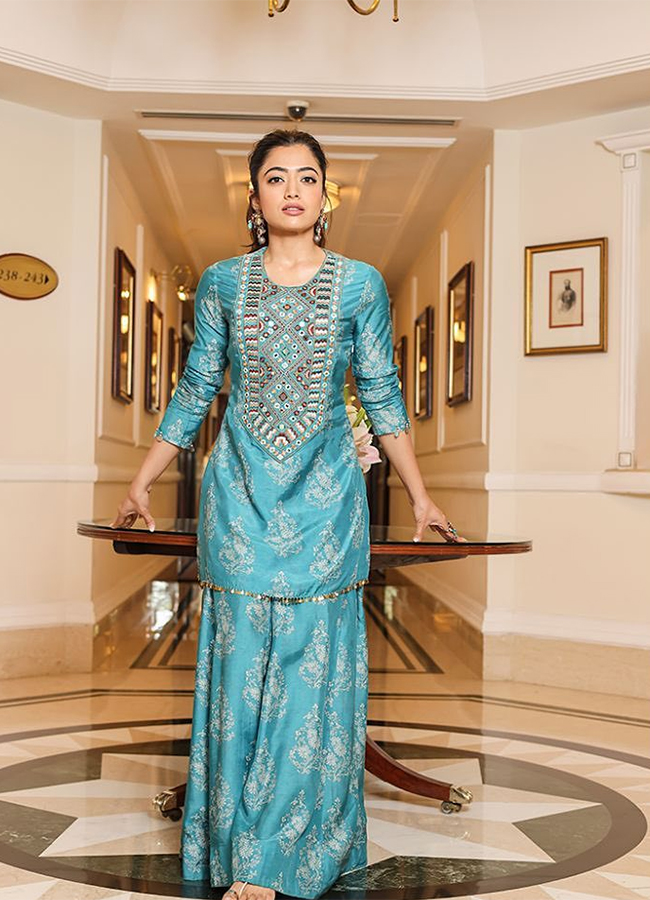 Dussehra 2024: Festive Vibes Were Immaculate With Rashmika Mandanna Ethnic Wear11