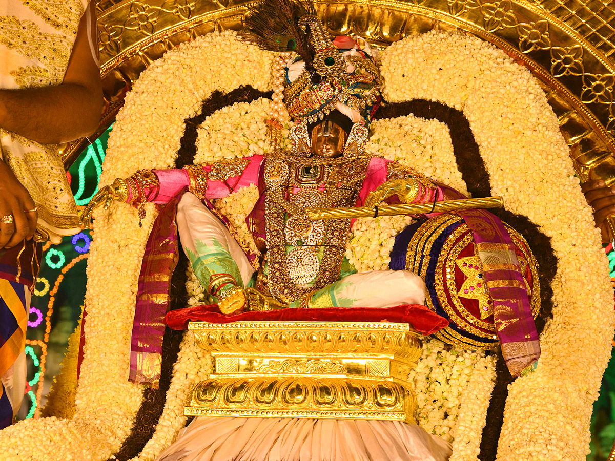 Lord Venkateswara appears on Chandraprabha Vahanam At Tirumala Salakatla Brahmotsavam 2024 Photos7