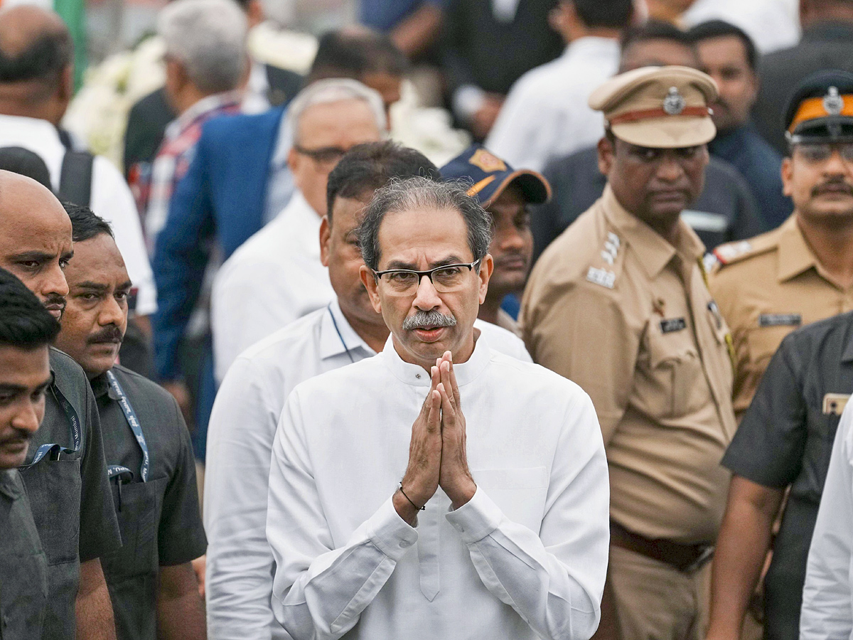 Ratan Tata's Final Journey: Officials Tribute At NCPA Lawns, Mumbai Photos16