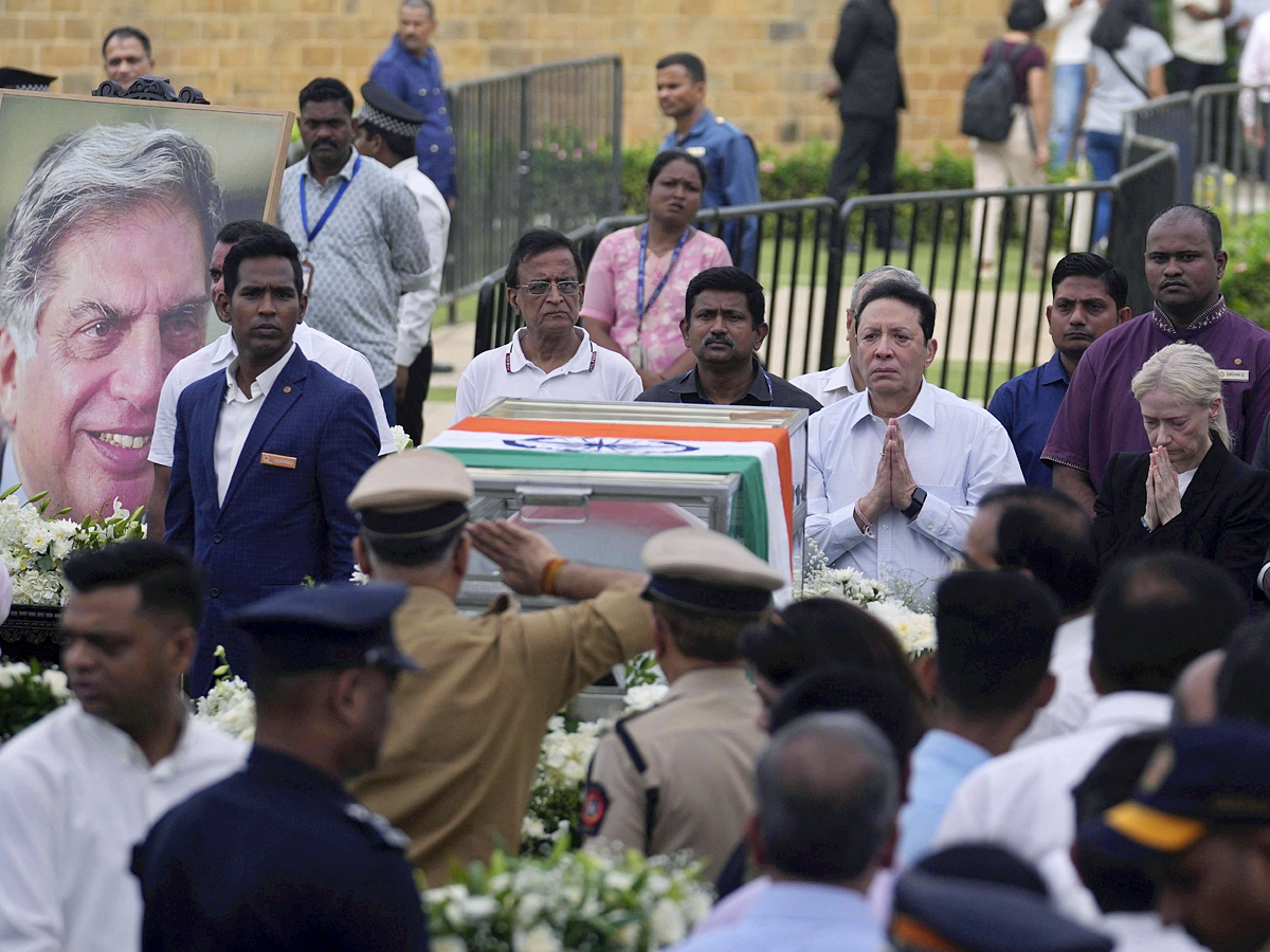 Ratan Tata's Final Journey: Officials Tribute At NCPA Lawns, Mumbai Photos23