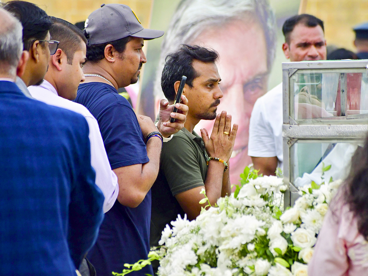 Ratan Tata's Final Journey: Officials Tribute At NCPA Lawns, Mumbai Photos27