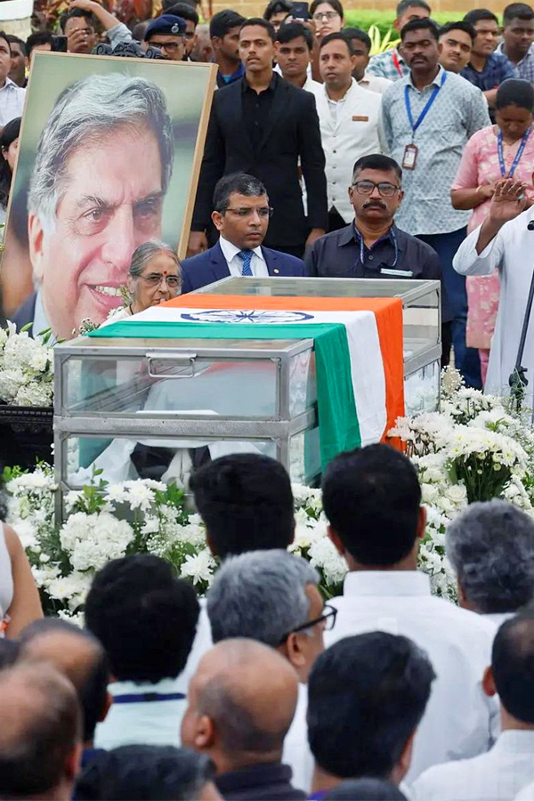 Ratan Tata's Final Journey: Officials Tribute At NCPA Lawns, Mumbai Photos7
