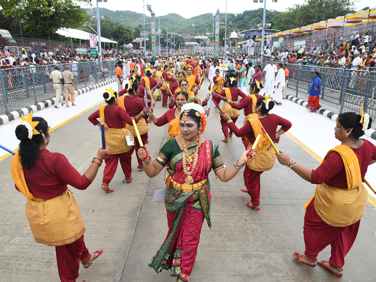 tirumala brahmotsavam 2024 images23