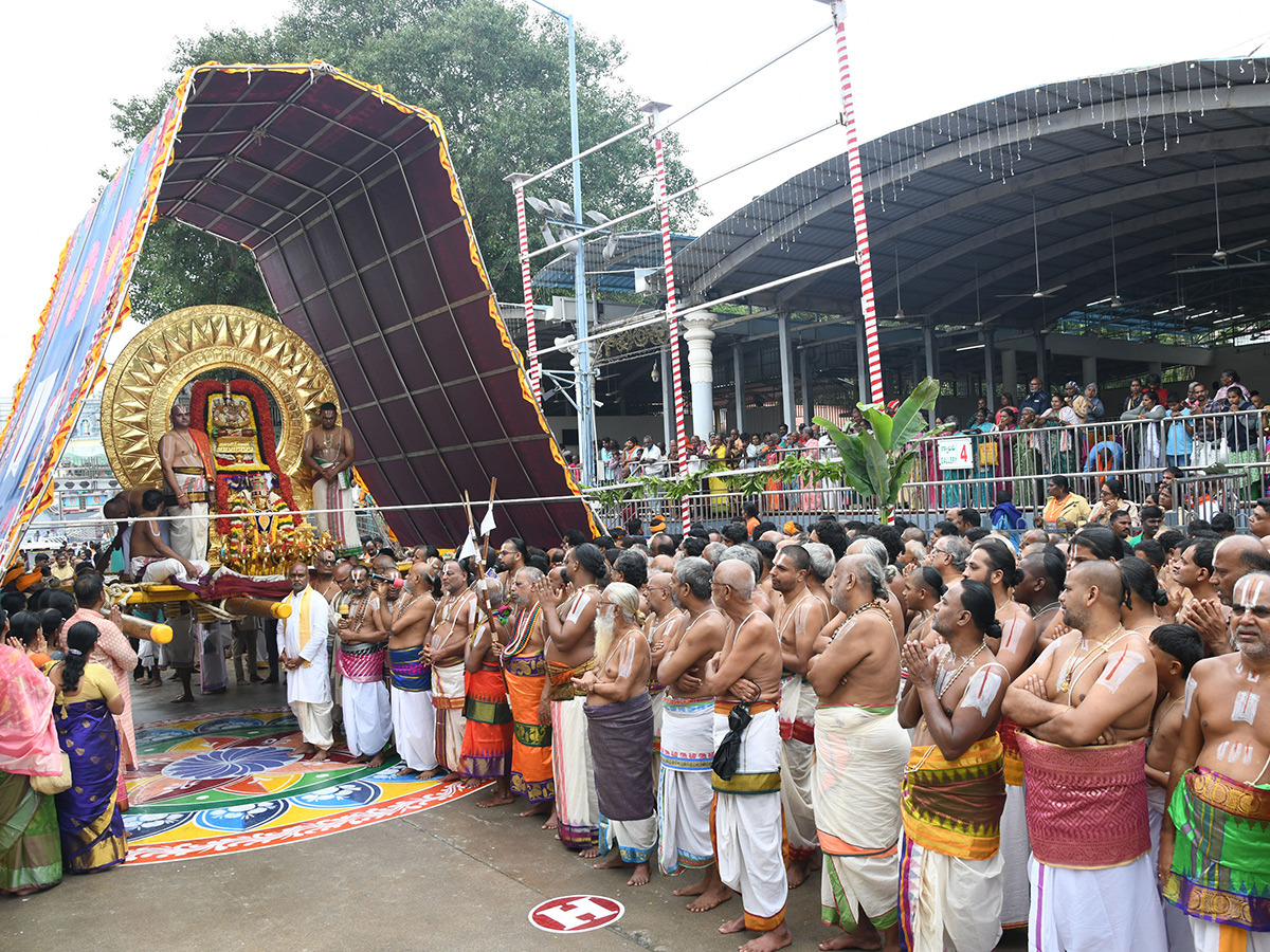 tirumala brahmotsavam 2024 images28