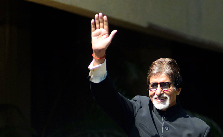 Amitabh Bachchan's 82nd Birthday Special Photos13