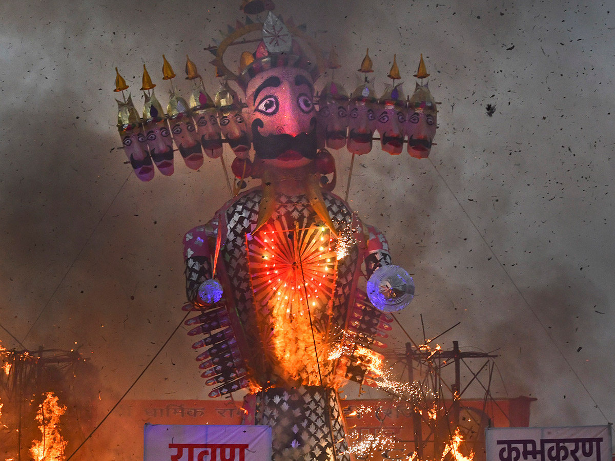 Hindu demon Ravana on the occasion of Dussehra festival15