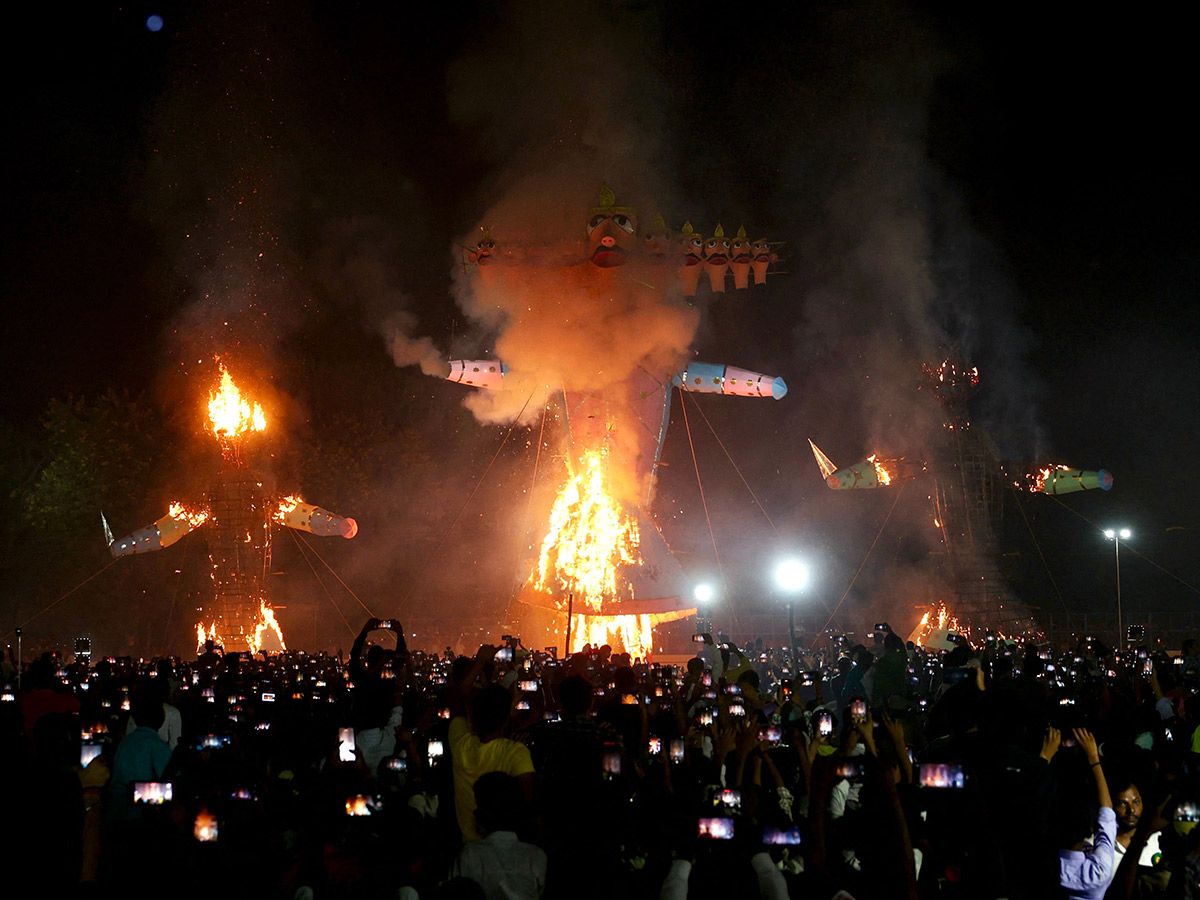 Hindu demon Ravana on the occasion of Dussehra festival23