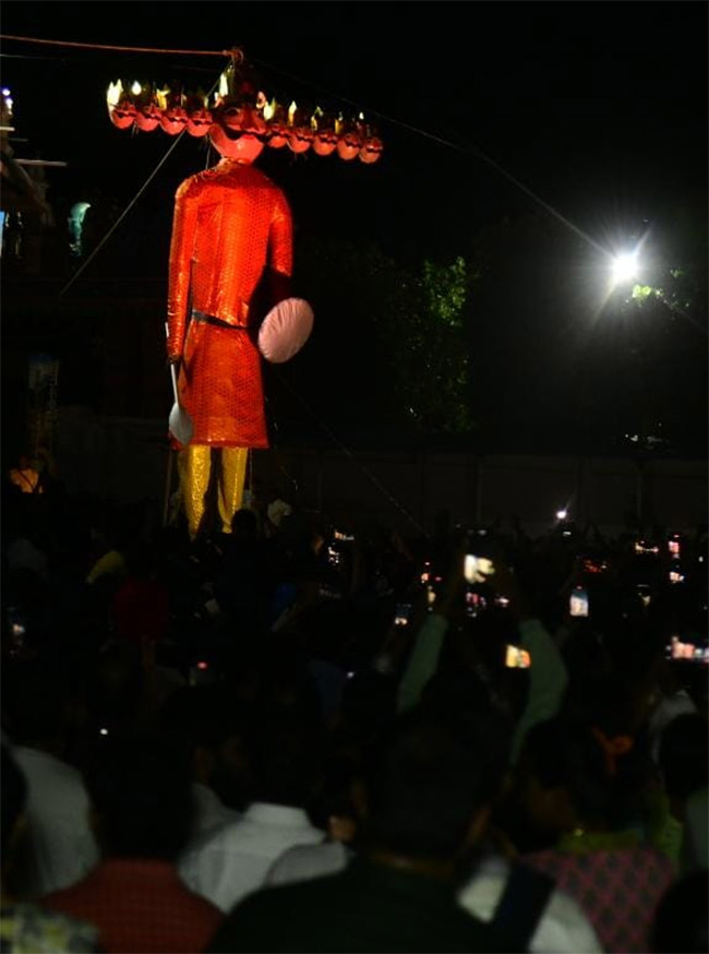 Hindu demon Ravana on the occasion of Dussehra festival27