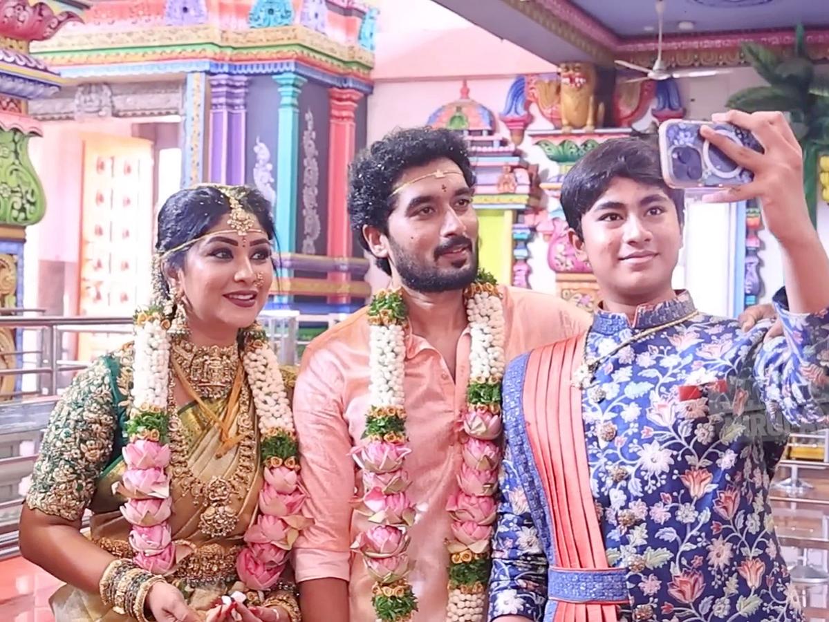 Nirupam Paritala Manjula got married again on their 15th wedding anniversary3