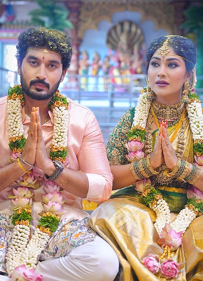 Nirupam Paritala Manjula got married again on their 15th wedding anniversary6
