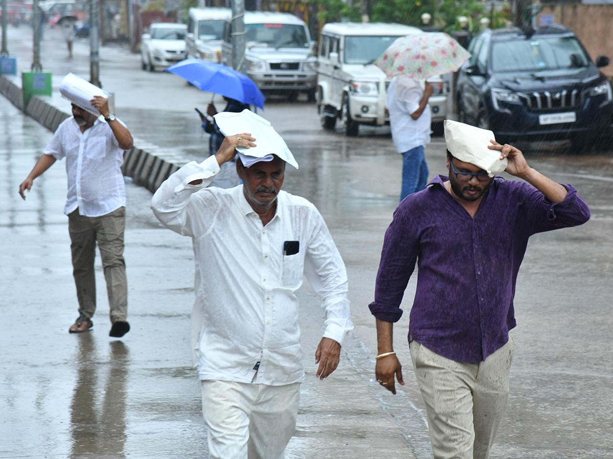 Heavy Rains in Nellore District Today11
