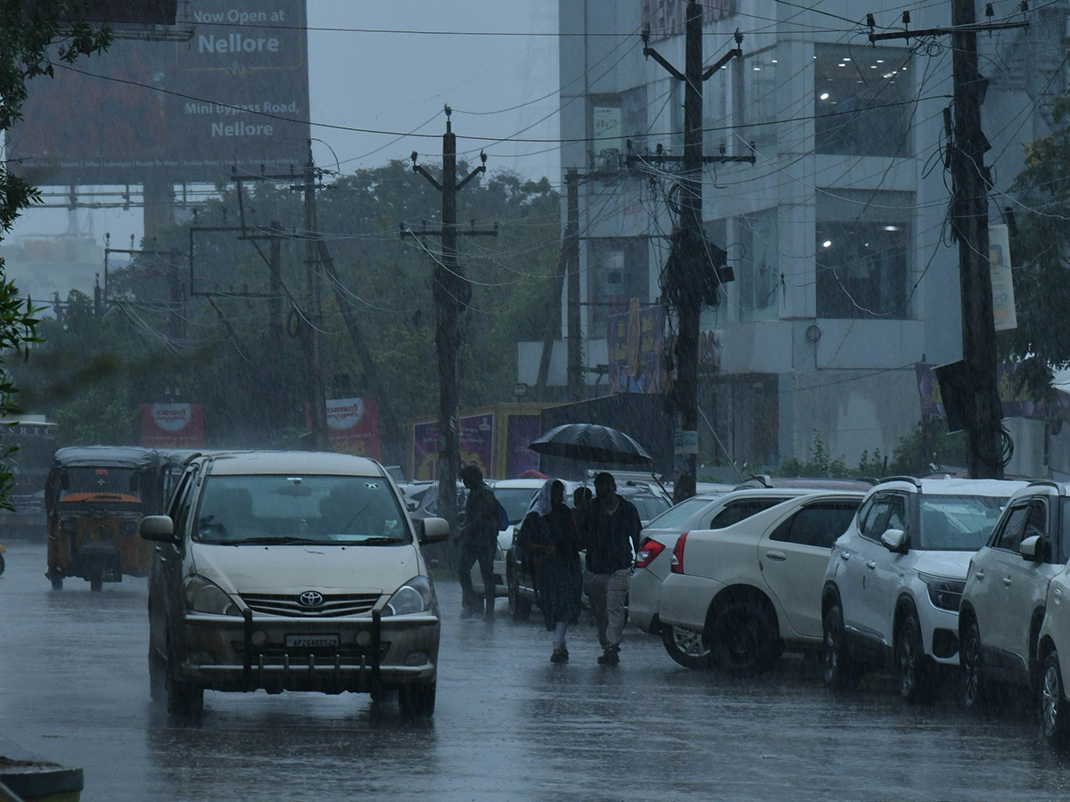 Heavy Rains in Nellore District Today18